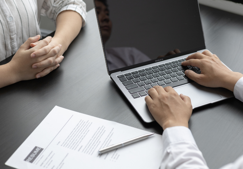 Pourquoi les hôtels 5 étoiles recrutent des profils multilingues